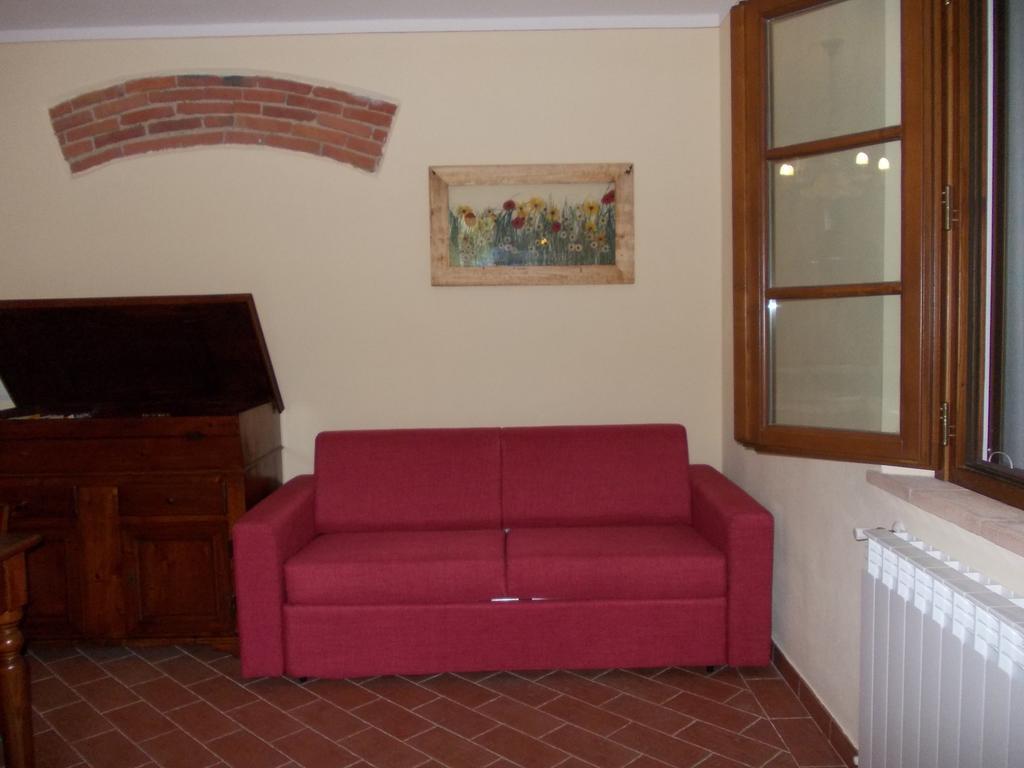 Agriturismo L'Isola Crespina Ruang foto