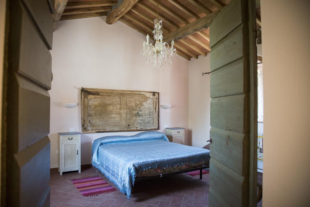 Agriturismo L'Isola Crespina Bagian luar foto